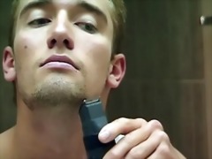 Hunk Masturbating in Washbasin  After Shaving
